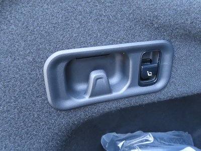 2026 Mercedes-BENZ E-CLASS 缩略图 32