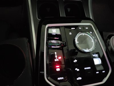 BMW 7 SERIES - 9