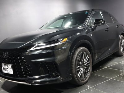 صورة 2 لـ 2023 Lexus RX