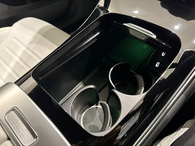2025 Mercedes-BENZ GLC — миниатюра 38