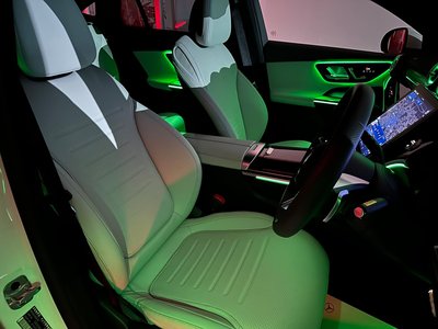 2025 Mercedes-BENZ GLC — миниатюра 30