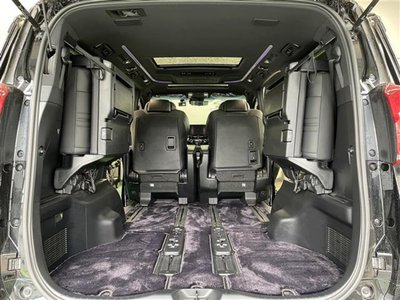 2022 Toyota ALPHARD — миниатюра 25