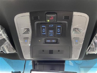 2022 Toyota ALPHARD photo 7