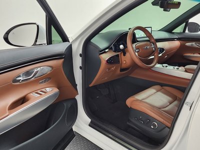 2021 Genesis GV70 thumbnail 13