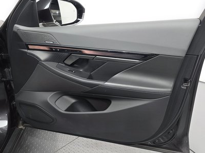 صورة مصغرة 14 لـ 2023 BMW I5