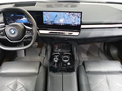 2023 BMW I5 — фото 5
