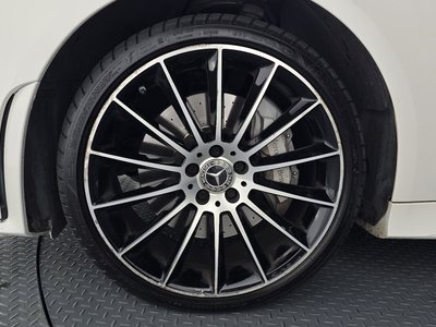 MERCEDES-BENZ CLS - 6