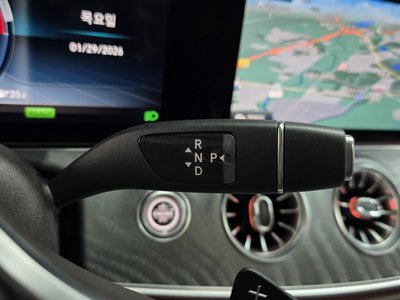 MERCEDES-BENZ CLS - 9