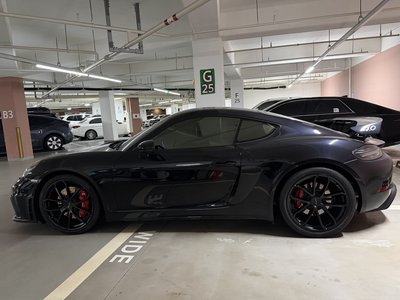 2021 Porsche 718 photo 10