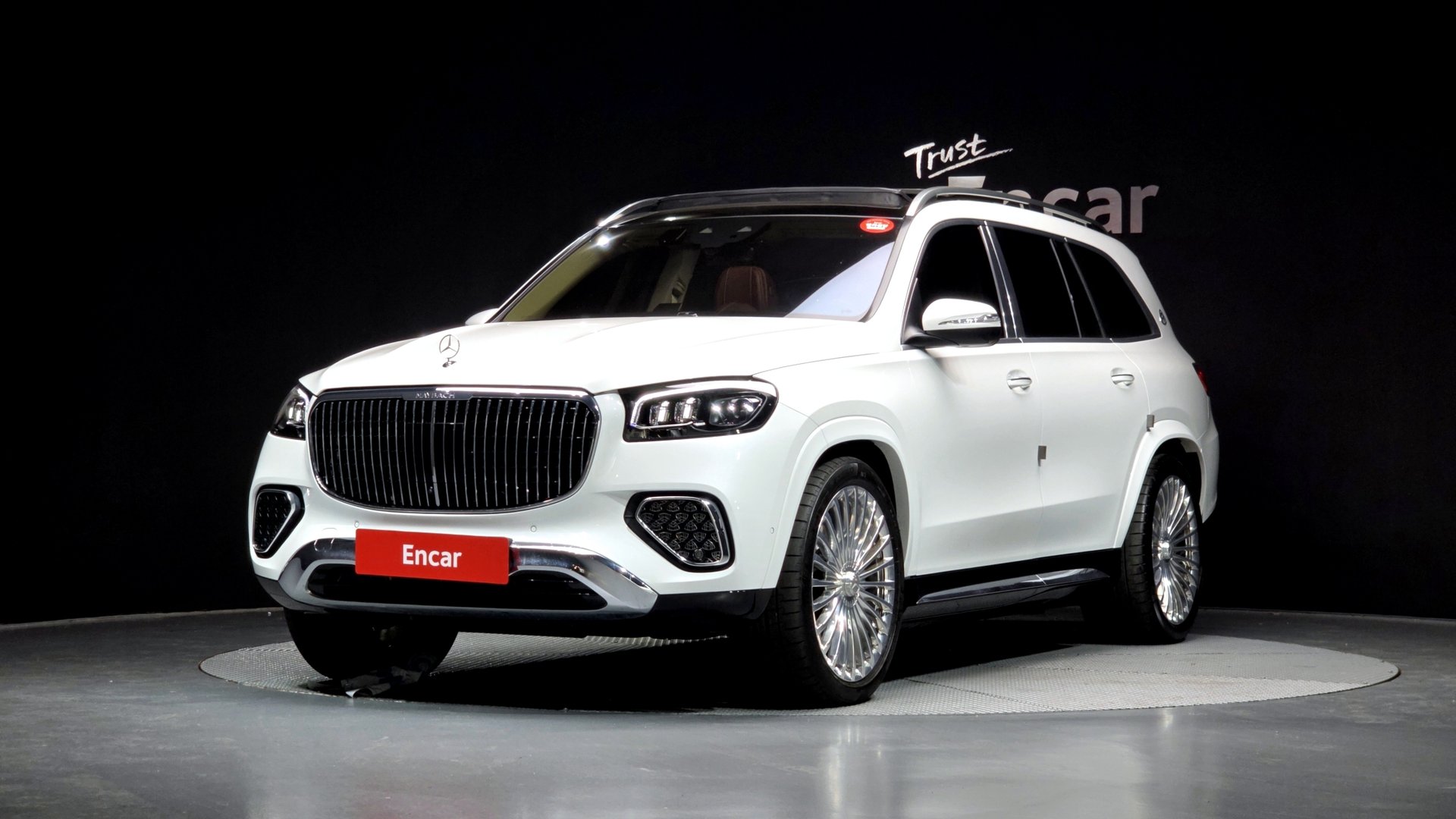 MERCEDES-BENZ GLS - View 1