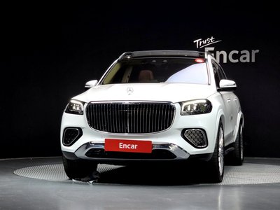 MERCEDES-BENZ GLS - 2