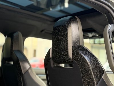 LAND ROVER DEFENDER 110 OCTA EDITION ONE - 10