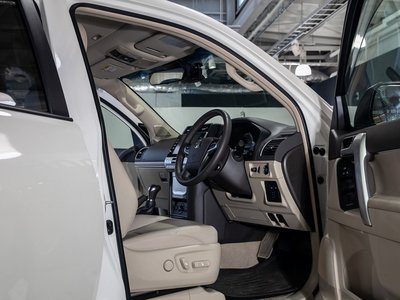 TOYOTA LAND CRUISER PRADO - 3