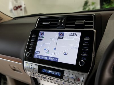 TOYOTA LAND CRUISER PRADO - 9