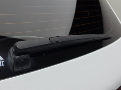 2021 Genesis GV70 — миниатюра 29