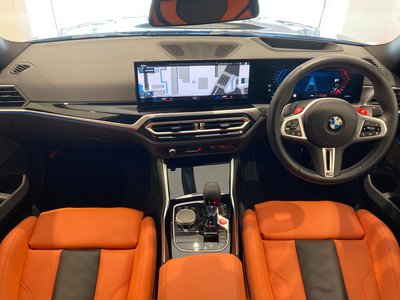 صورة 2 لـ 2022 BMW M3 SEDAN