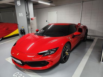 FERRARI 296 - 4