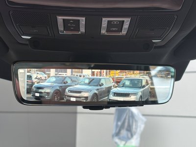 LAND ROVER DEFENDER - 7