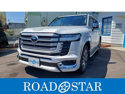 TOYOTA LAND CRUISER 300