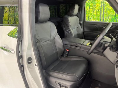 صورة 7 لـ 2025 Toyota ALPHARD