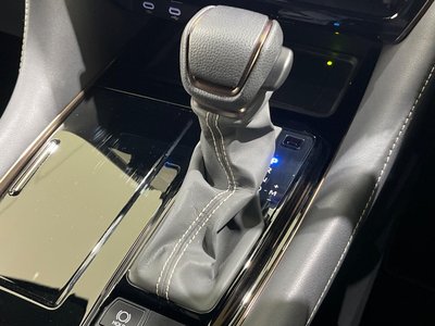 2025 Toyota ALPHARD — миниатюра 53