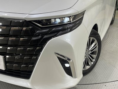 2025 Toyota ALPHARD — миниатюра 12