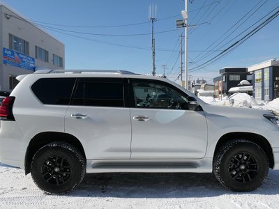 TOYOTA LAND CRUISER PRADO - 6
