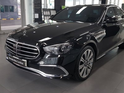 MERCEDES-BENZ E-CLASS - 1