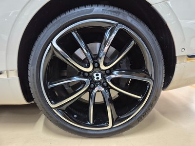 2022 Bentley CONTINENTAL — миниатюра 18