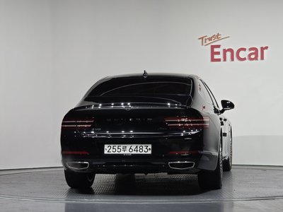 GENESIS G80 (RG3) - 4