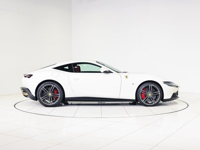 2022 Ferrari ROMA — миниатюра 31