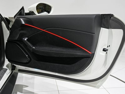 2022 Ferrari ROMA — миниатюра 14