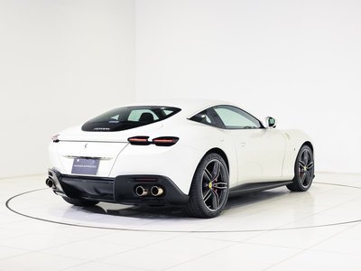 2022 FERRARI ROMA photo 8