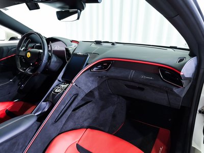 2022 Ferrari ROMA — миниатюра 43