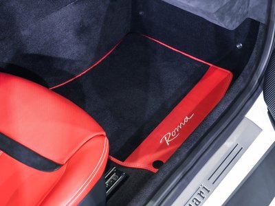 2022 Ferrari ROMA — миниатюра 37
