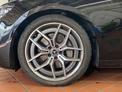 MERCEDES-BENZ E-CLASS - 3