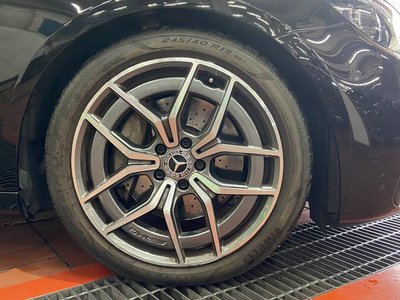 MERCEDES-BENZ E-CLASS - 6