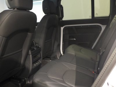 صورة مصغرة 27 لـ 2025 LAND Rover DEFENDER