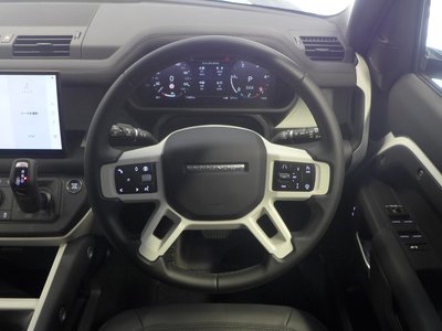صورة مصغرة 32 لـ 2025 LAND Rover DEFENDER