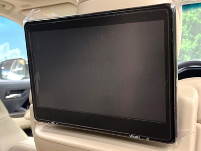 TOYOTA LAND CRUISER 300 - 5