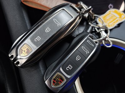2022 Porsche TAYCAN — миниатюра 27