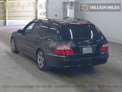 MERCEDES-BENZ E-CLASS - 2