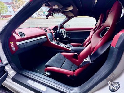 صورة 10 لـ 2020 Porsche 718 SPYDER