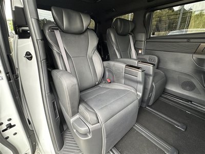 2025 TOYOTA ALPHARD 照片 8