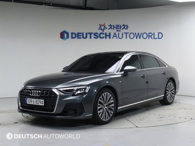 2022 AUDI A8 — фото 1