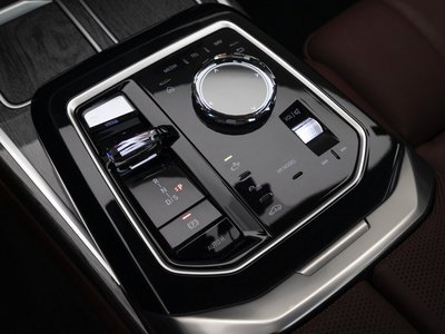 BMW 7 SERIES - 9
