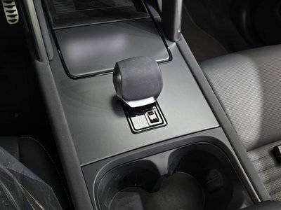 LAND ROVER DISCOVERY SPORT - 9