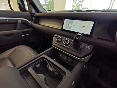 صورة مصغرة 38 لـ 2023 LAND Rover DEFENDER