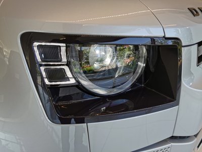 صورة 8 لـ 2023 LAND Rover DEFENDER