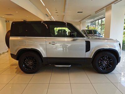 صورة مصغرة 22 لـ 2023 LAND Rover DEFENDER